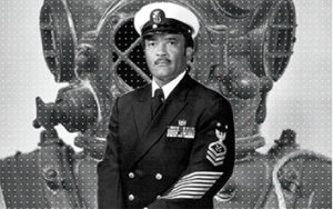 Carl Brashear, primeiro mergulhador negro da Marinha dos EUA